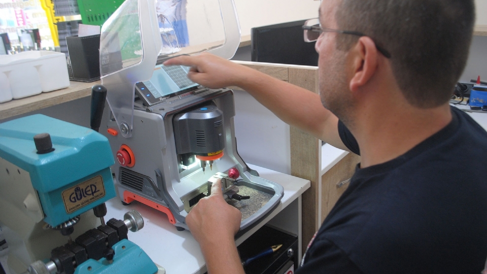 Tepeören Anahtar Kopyalama